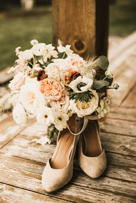 Anaphora Flowers - Wedding Flowers and Design for the Sophisticated and Romantic Bride