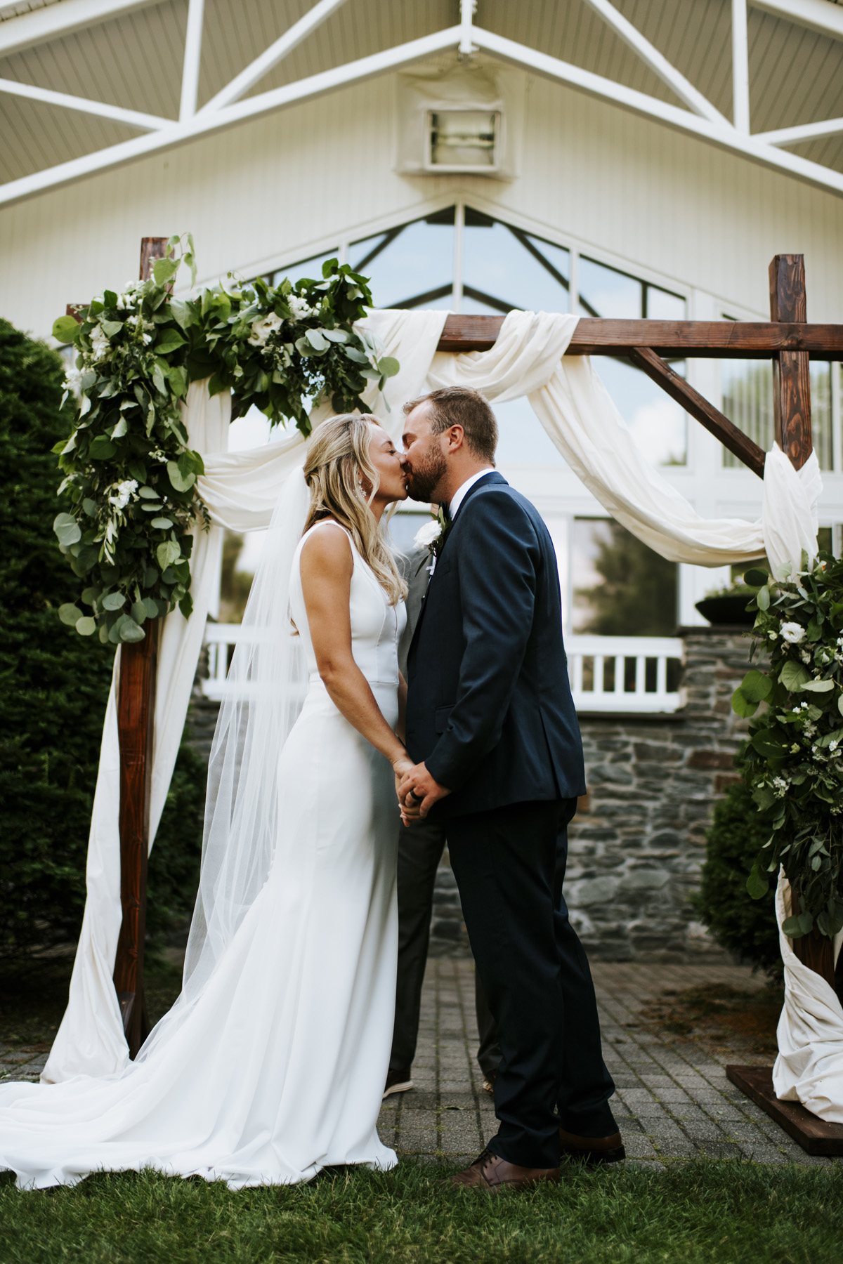 Anaphora Flowers - Wedding Flowers and Design for the Sophisticated and Romantic Bride