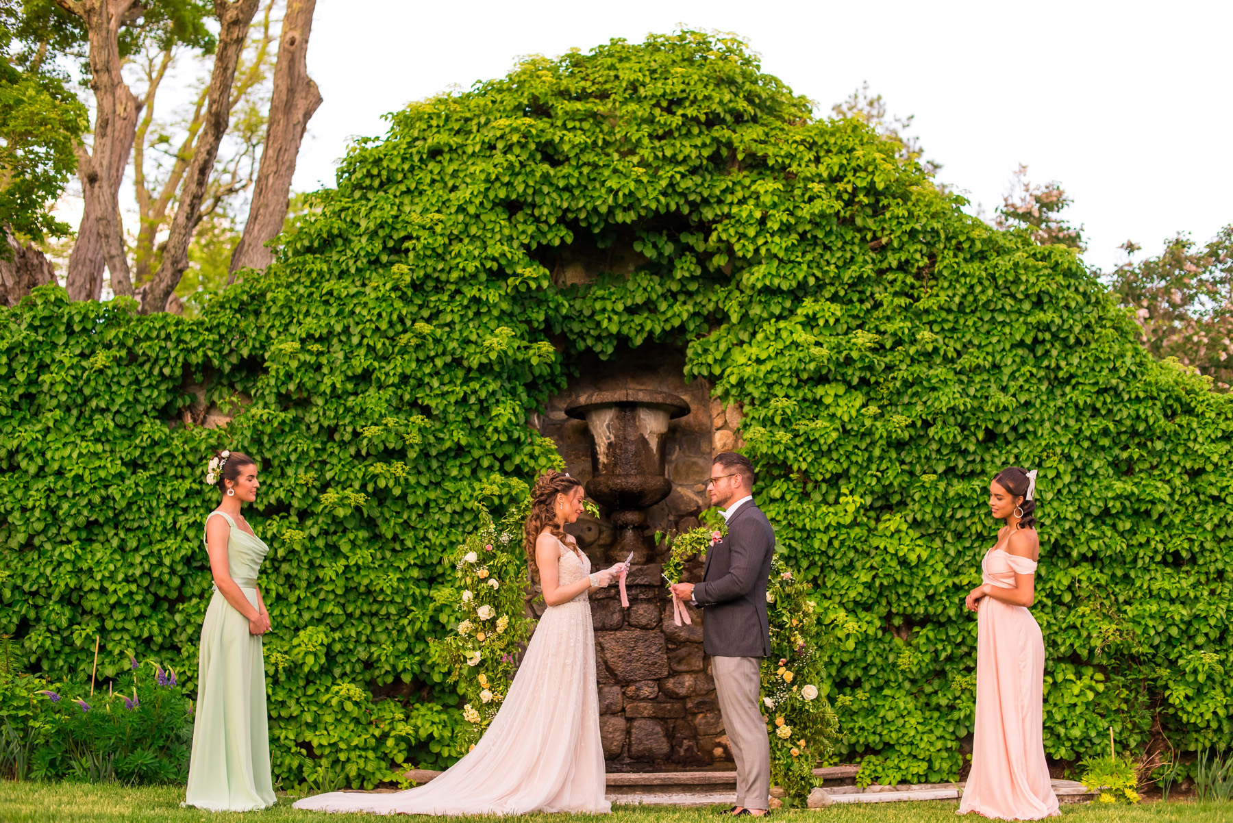 Anaphora Flowers - Wedding Flowers and Design for the Sophisticated and Romantic Bride