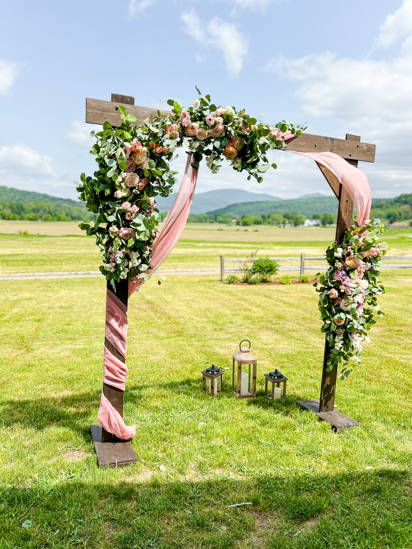 wedding floral arch
